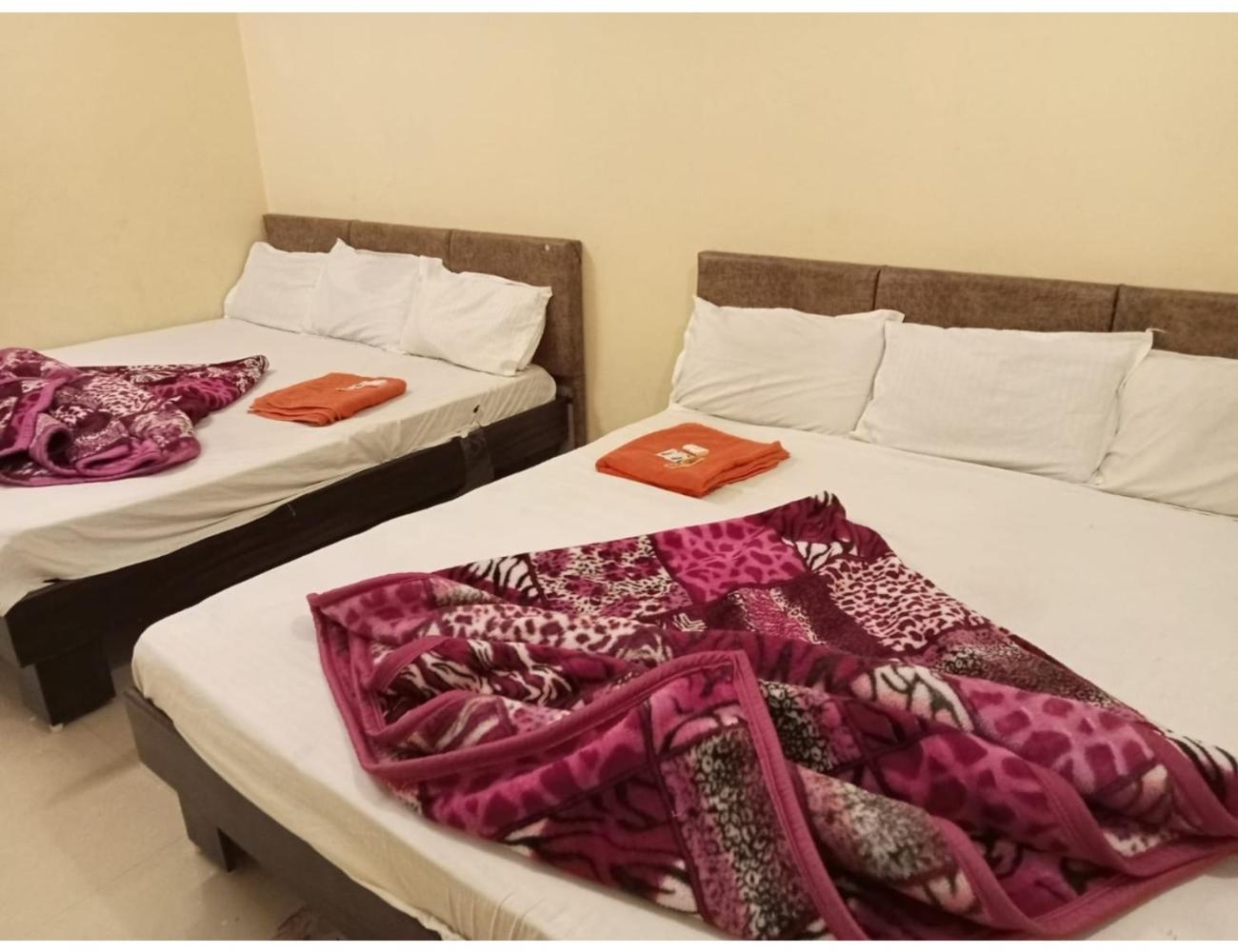 Hotel Mahakal Vishram, Ujjain Exterior foto