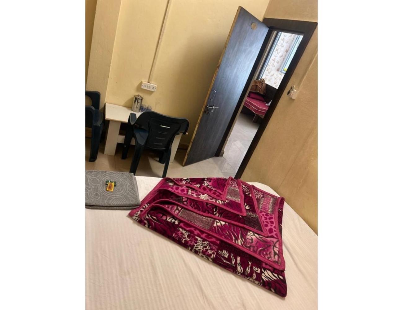 Hotel Mahakal Vishram, Ujjain Exterior foto